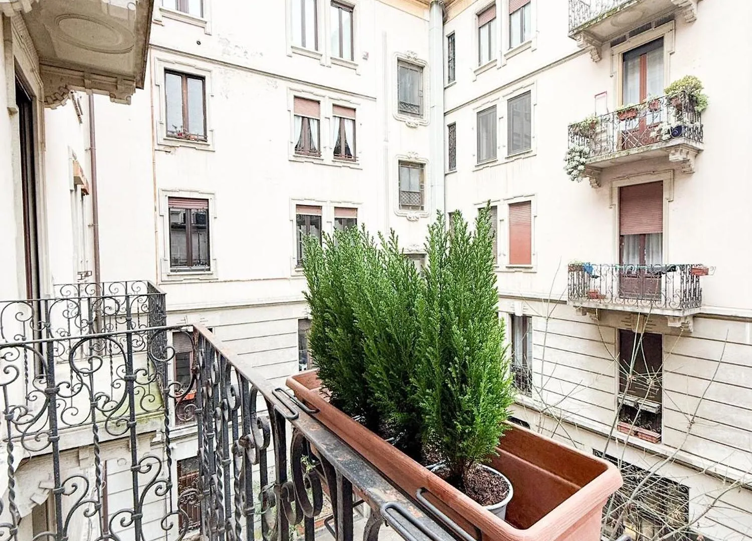 Divini Arco Della Pace Apartment Milan Italy